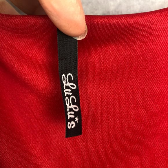 Lulu's Shifting Dears Red Dress V-Neck Split Sleeve Size XL - Picture 2 of 8